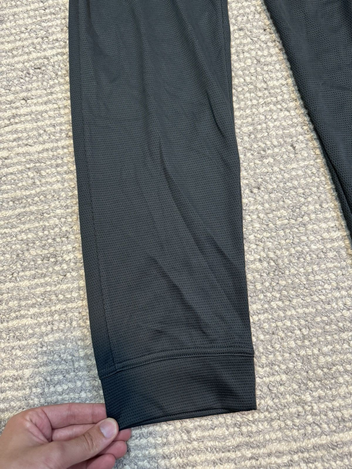 Nike UCONN Huskies Nike Sample Women’s Pants Player Issue Size M Size 35" - 4 Thumbnail