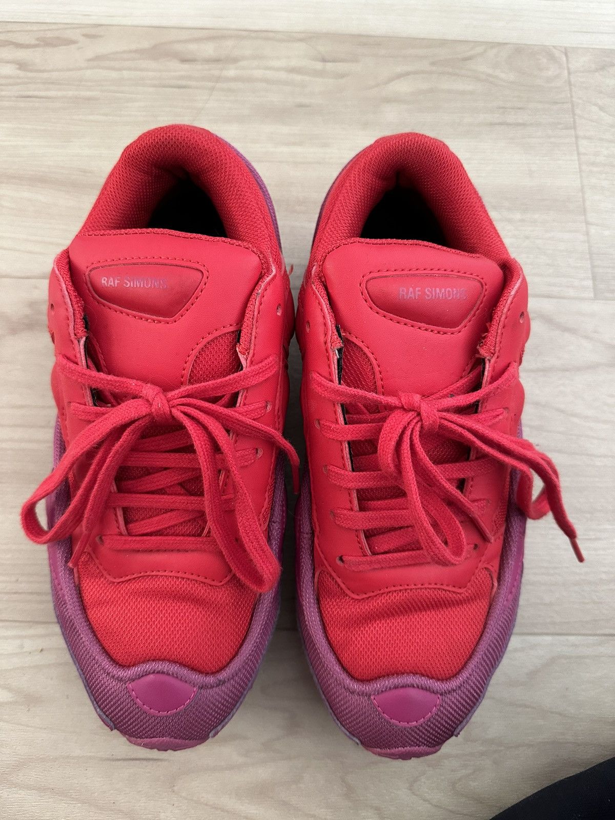 Raf Simons The Raf Simons x adidas Ozweego 'Glory' sneaker Size US 5 / IT 35 - 7 Thumbnail