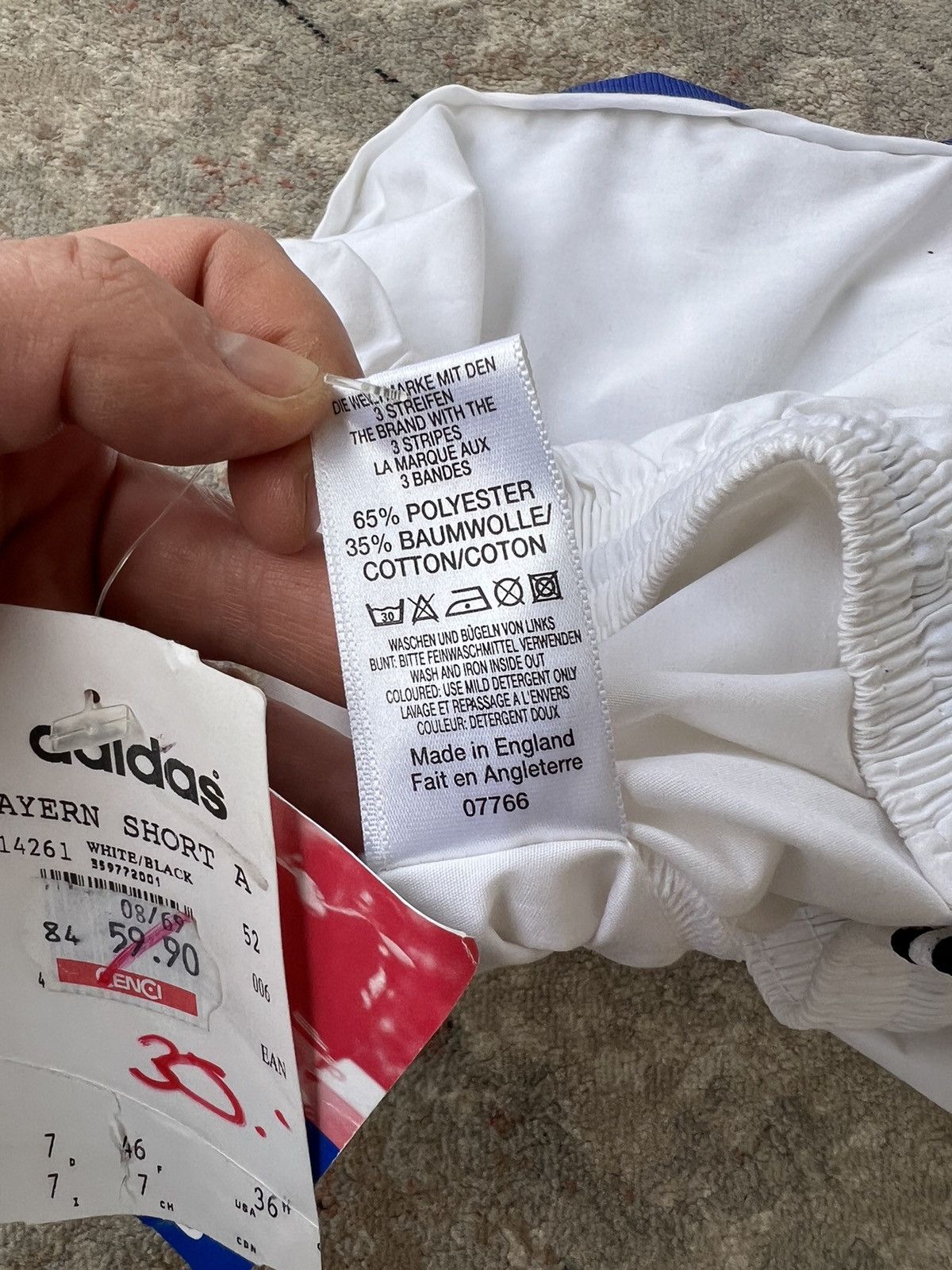 Adidas × Vintage Vintage Adidas F.C. Bayern Shorts Made In England Size US 36 / EU 52 - 10 Thumbnail