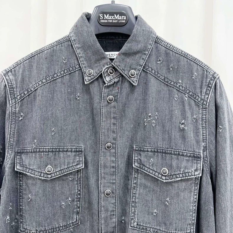 Givenchy Givenchy Destroyed Wash Denim Shirt 2506-Nextarrow Size US S / EU 44-46 / 1 - 3 Thumbnail