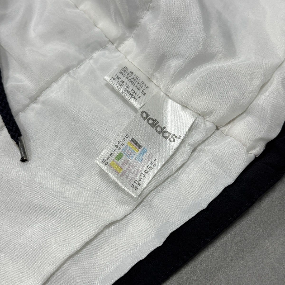 Adidas Vintage Adidas 90s Long Jacket Retro Men Size M Size US M / EU 48-50 / 2 - 14 Thumbnail