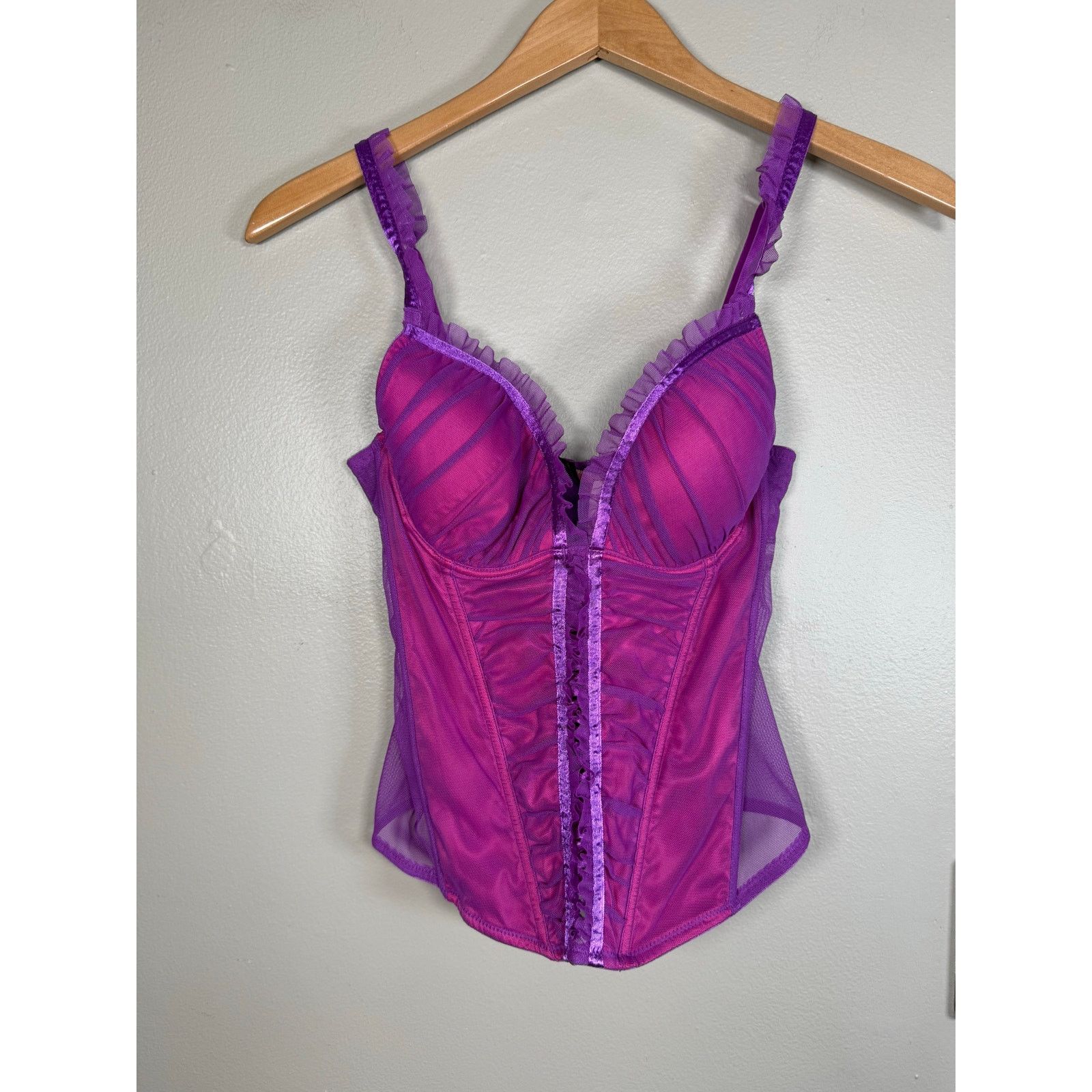 Victoria's Secret NWT Y2K Victoria’s Secret Purple Corset Bustier 36C Size ONE SIZE - 1 Thumbnail