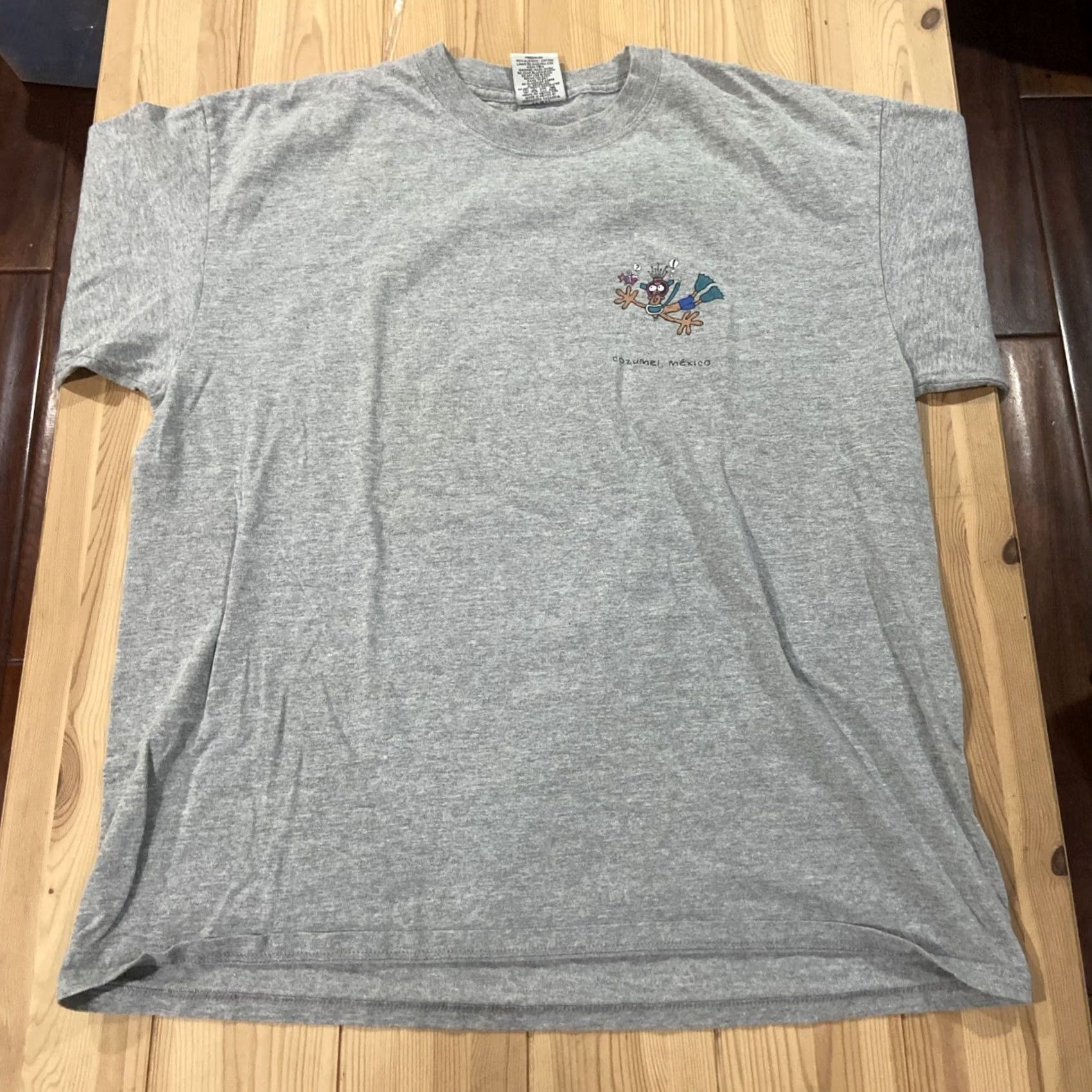Vintage VINTAGE Cozumel Mexico 90s Art Diver Tee Travel Souvenir T-Shirt XL Unisex Gray Cotton Graphic Tee Sportswear/Beach Mens Womens Boys Girls Size US XL / EU 56 / 4 - 3 Thumbnail