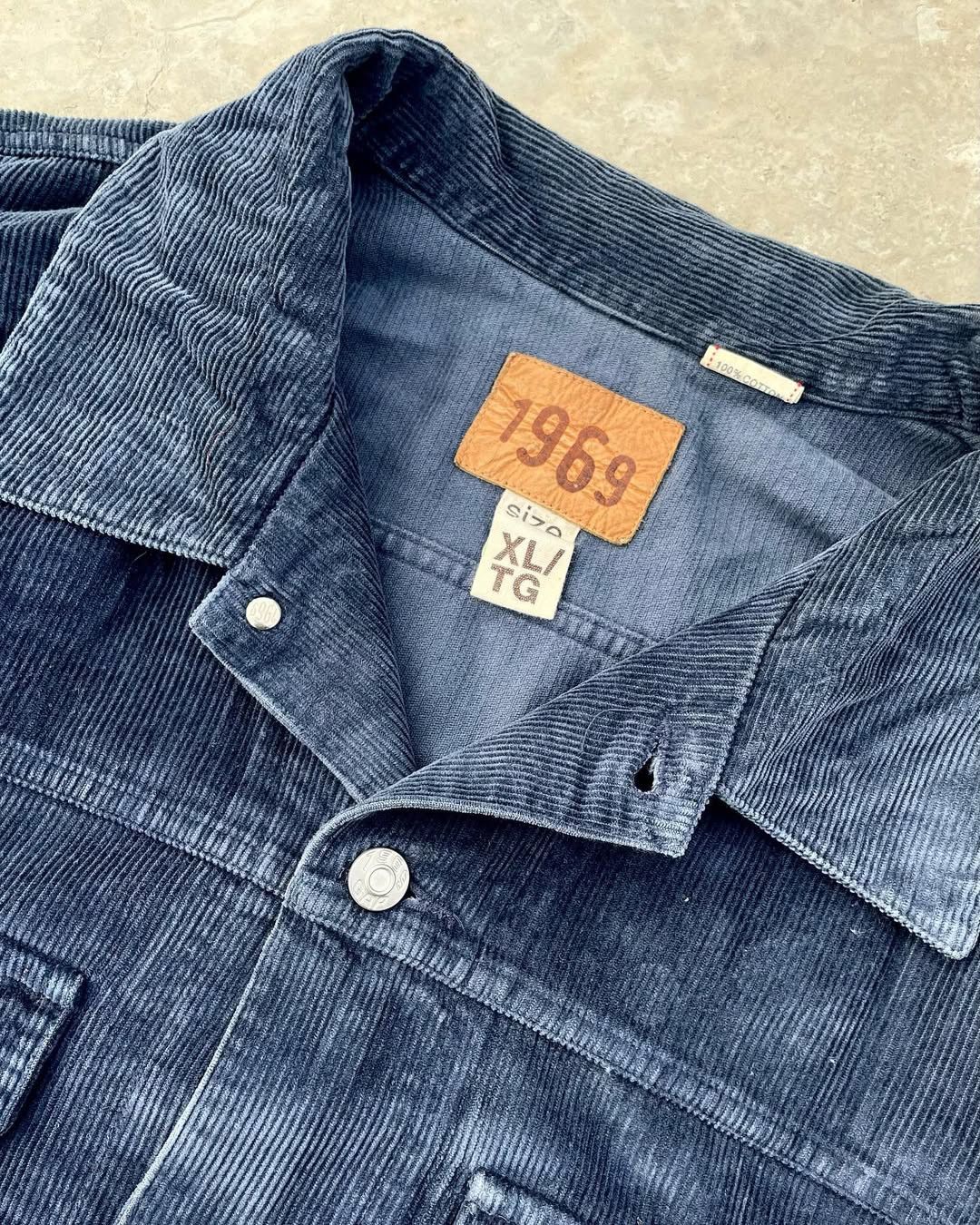 Gap × Vintage Vintage 90's GAP Corduroy Dubble Pocket Shirt Size US XL / EU 56 / 4 - 4 Thumbnail