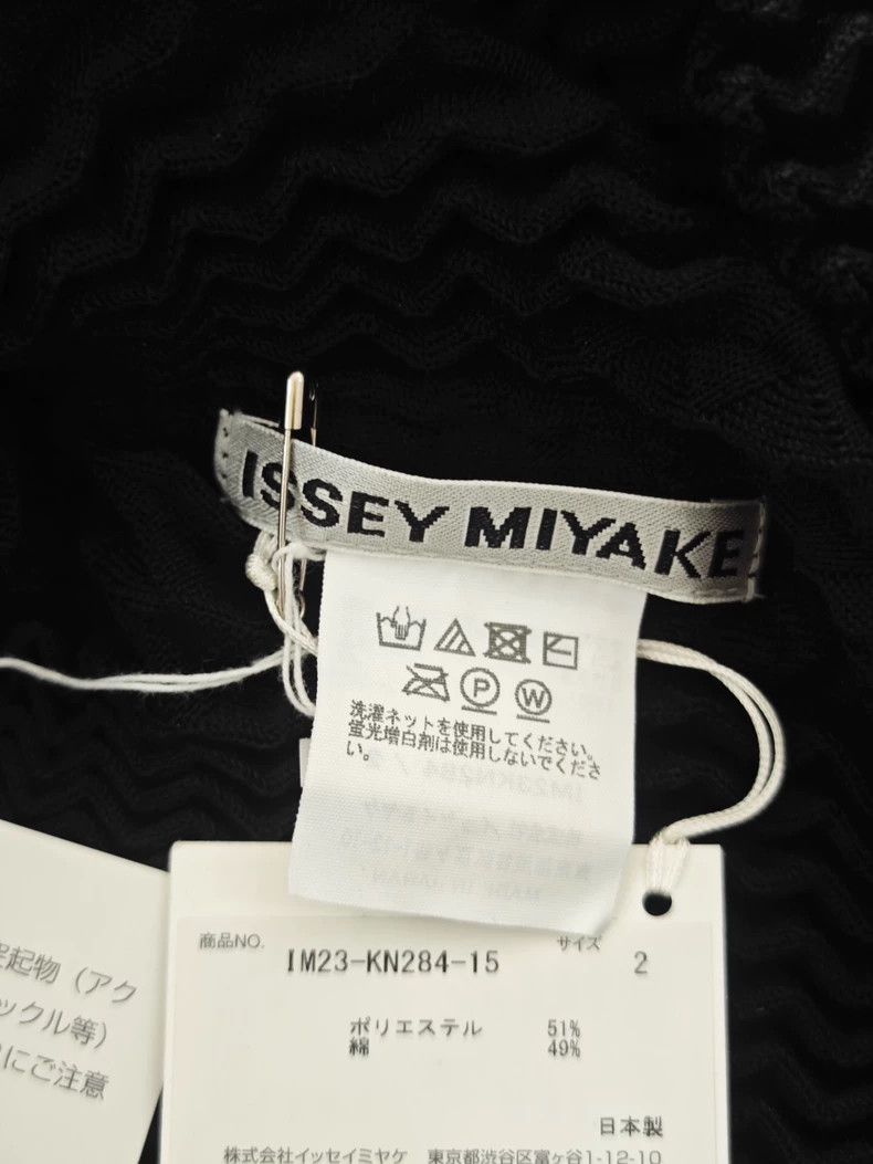 Issey Miyake Issey Miyake size:2 Black main line sponge knitted sweater Size S / US 4 / IT 40 - 9 Thumbnail