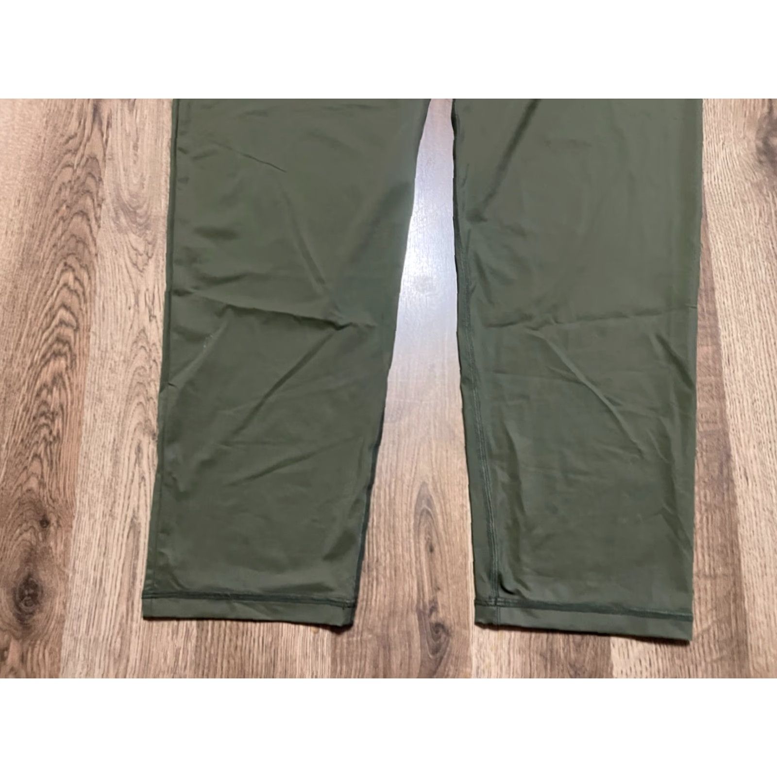 Vintage ZYIA Active Pants Women's XL Green Drawstring Jogger Pants Pull On Regular Inseam 29" Casual Modern Size 40" / US 18 - 3 Thumbnail
