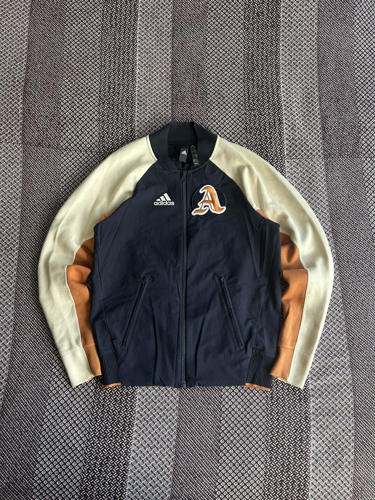 Adidas Adidas Bomber Jacket Streetwear Style Japanese Vibe Size S Size US XS / EU 42 / 0 - 1 Thumbnail