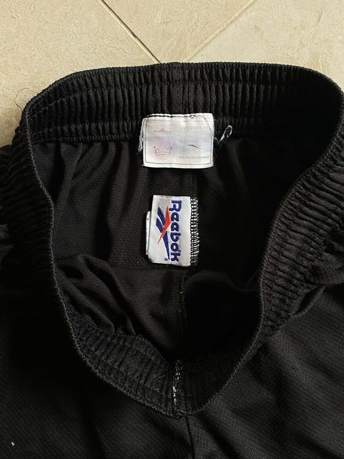 Reebok Vintage 1998 Reebok Liverpool FC Football shorts Black Mens Size US 32 / EU 48 - 9 Thumbnail