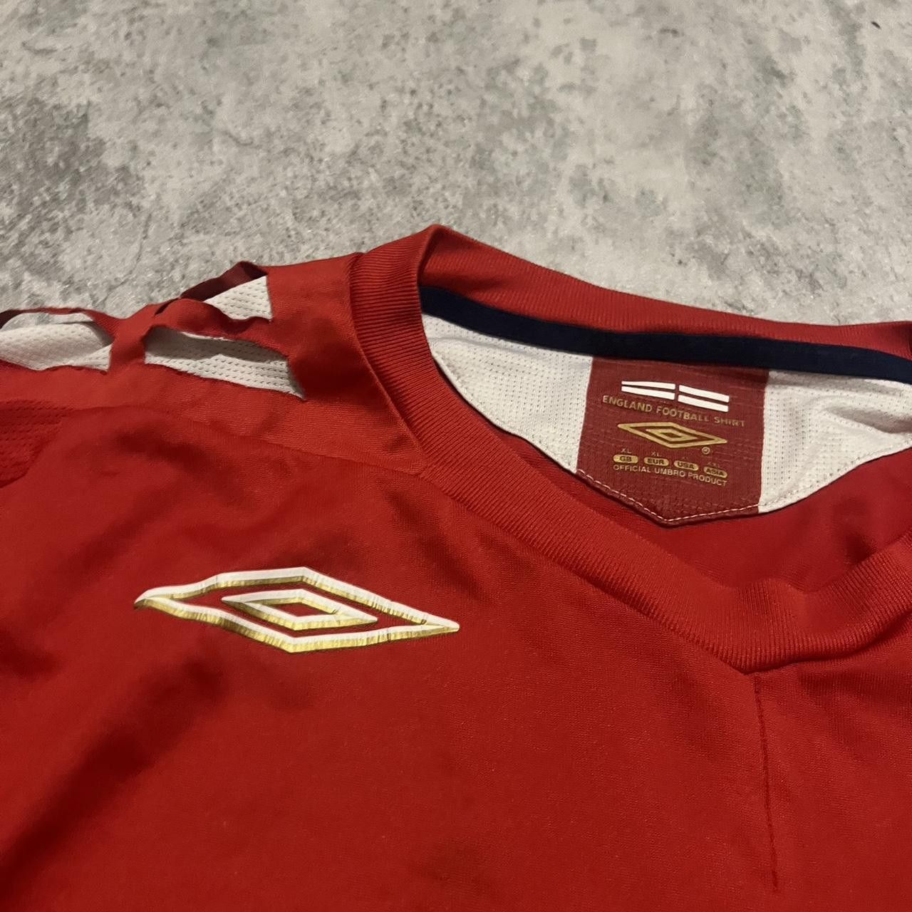 Umbro 2006-08 England Umbro Longsleeve Football Shirt y2k 2000s Size US XL / EU 56 / 4 - 5 Thumbnail