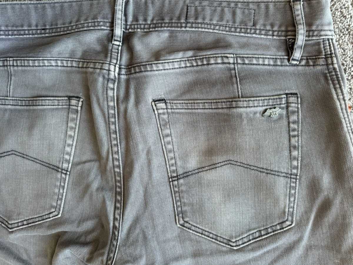 Armani Exchange Armani Exchange grey denim Size US 31 - 4 Thumbnail