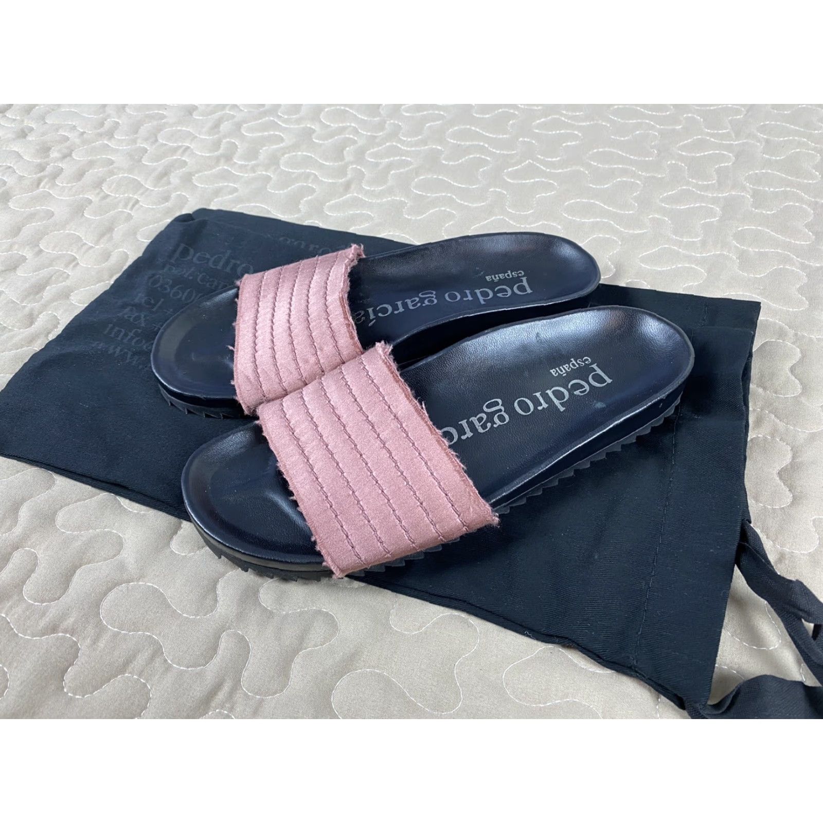 Pedro Garcia VINTAGE Pedro Garcia Amparo Pink Satin Frayed Slide Sandals Womens 36 EU 6 US Size US 6 / IT 36 - 2 Thumbnail