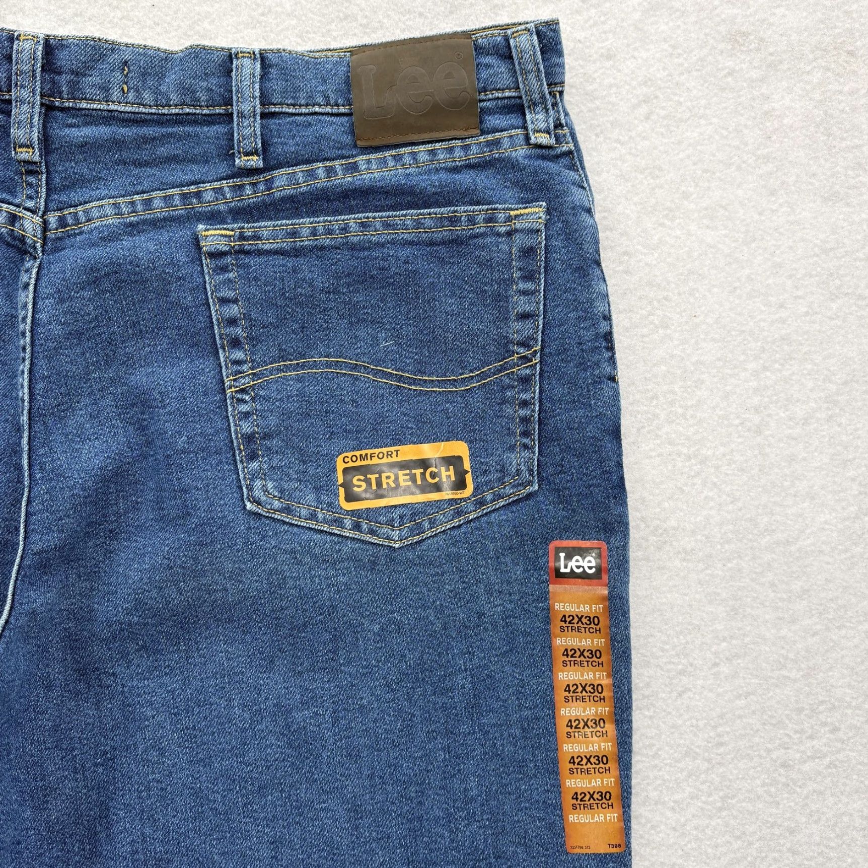 Lee Lee Jeans Mens 42x30 Blue Regular Fit Denim Pants Straight Leg Comfort Stretch Jeans with Pockets Zip Fly Size US 42 / EU 58 - 2 Thumbnail