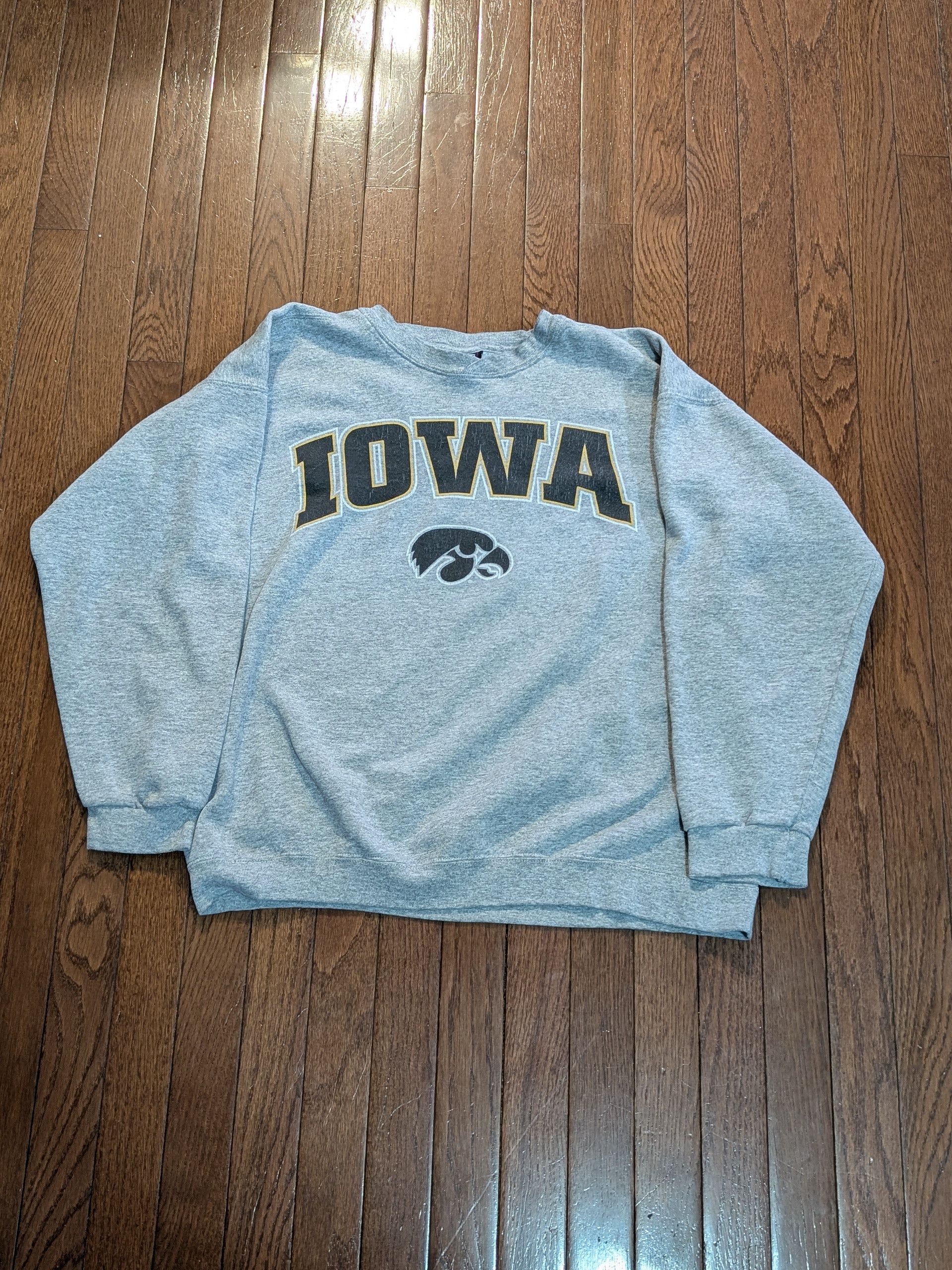 Starter 90's Iowa Starter Crewneck Made in USA Size - Medium Size US M / EU 48-50 / 2 - 1 Thumbnail