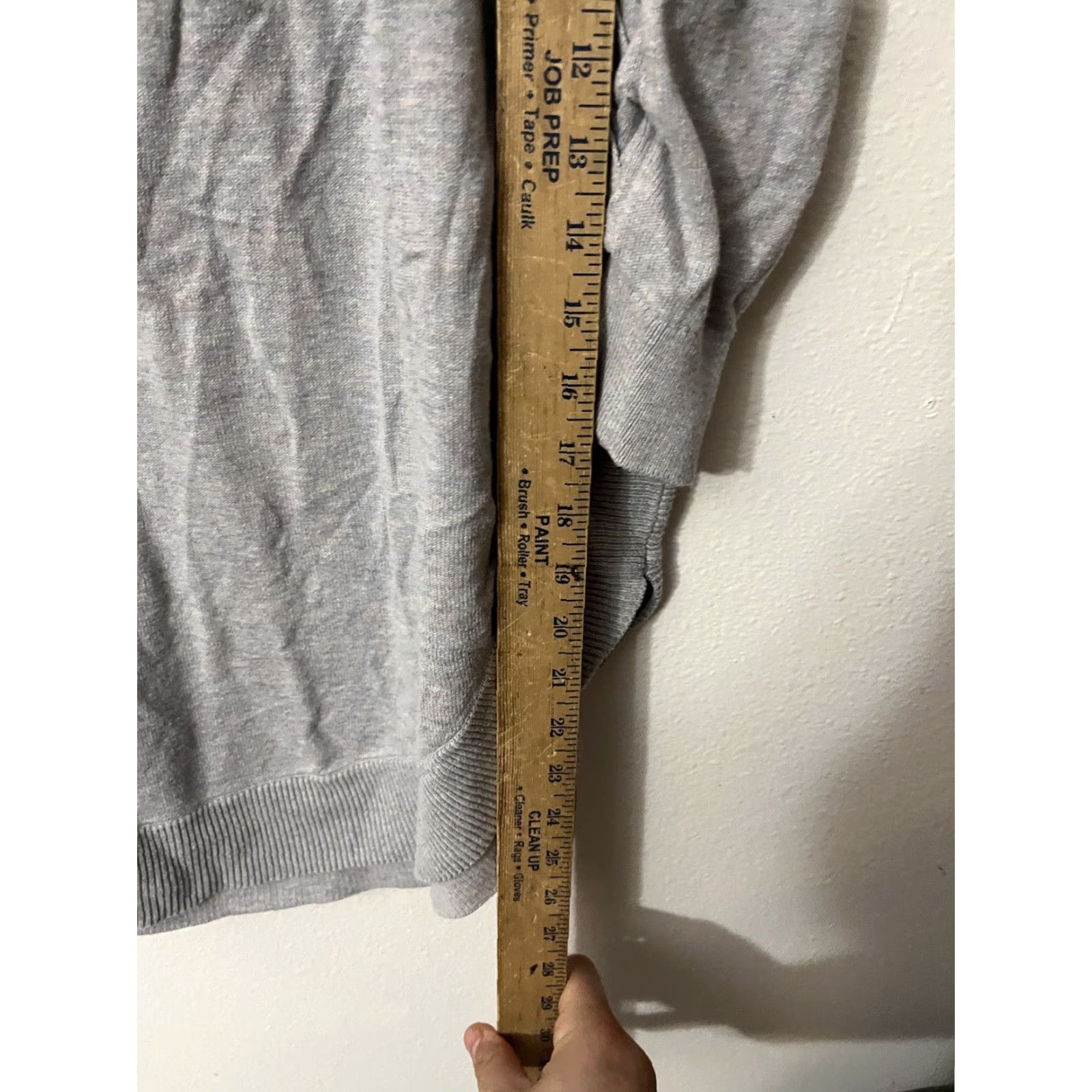 Express VINTAGE Express Gray Knit Short Sleeve Sweater Cold Shoulder Women's Small Gray 90s Concert? (Wait) Size S / US 4 / IT 40 - 4 Thumbnail