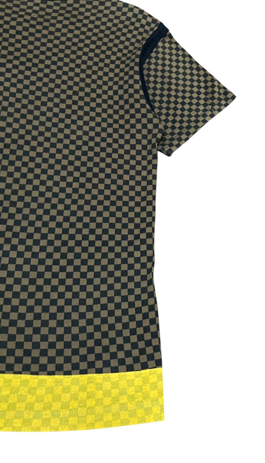 Undercover Rare Design Vintage Undercover CheckerBoard T-shirt 2001s Size US L / EU 52-54 / 3 - 6 Thumbnail