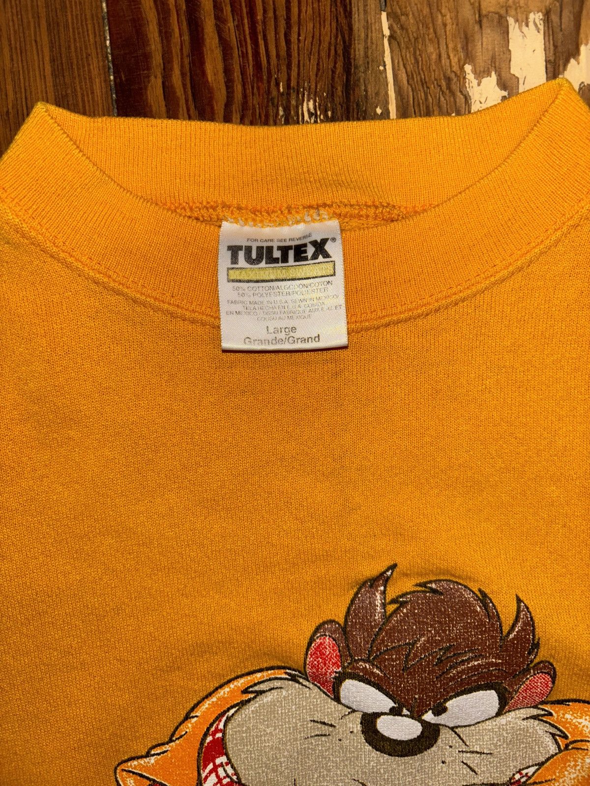 Vintage ❤️‍🔥Vintage❤️‍🔥 Looney Tunes Taz Tasmanian Devil crewneck Size US L / EU 52-54 / 3 - 5 Thumbnail