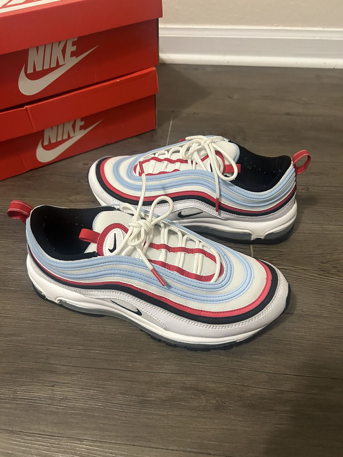 White Nike air Max 97s