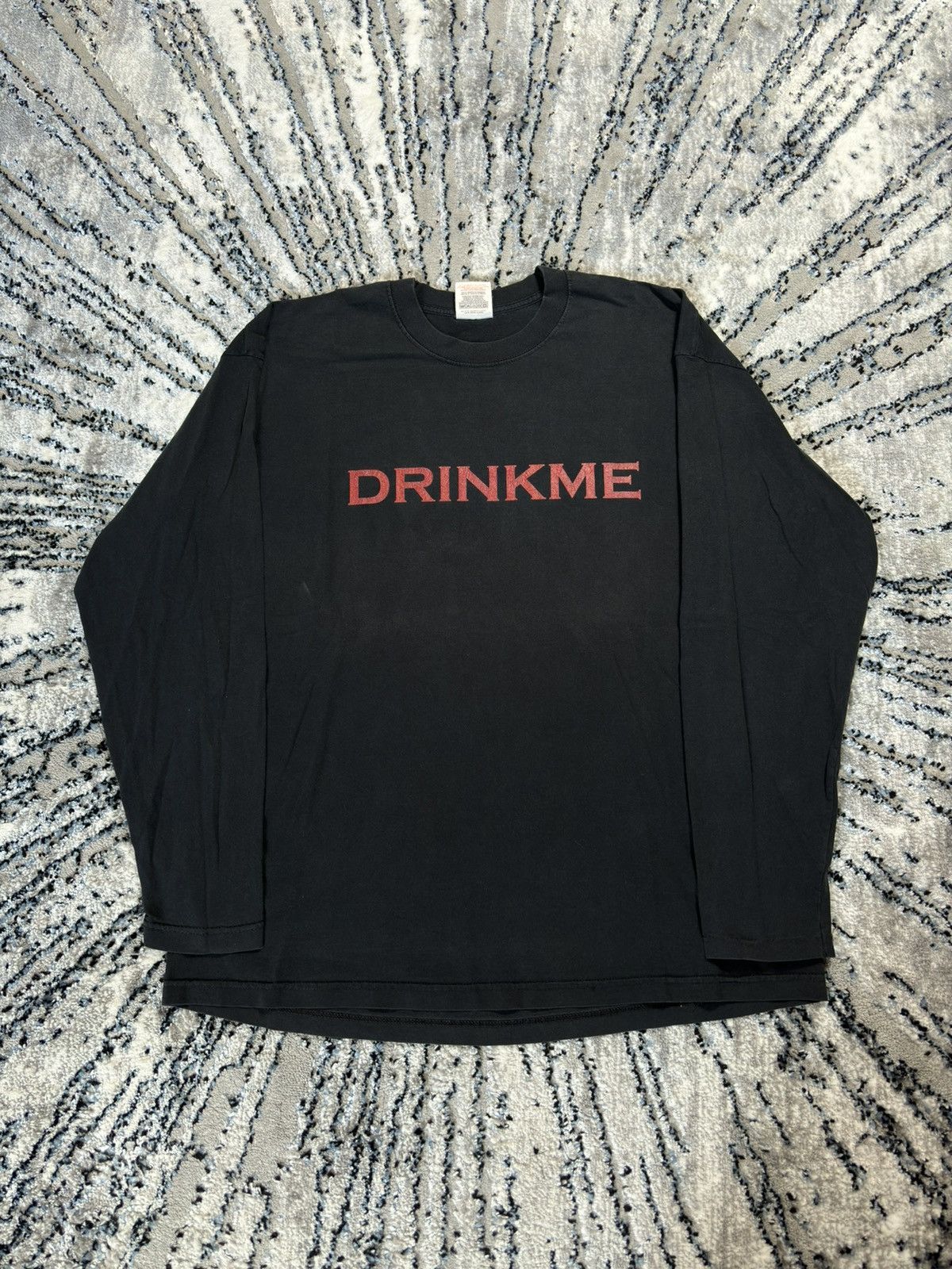 Vintage Vintage 90s Drink Me Alcohol Joke Statement T Shirt Black Size US XL / EU 56 / 4 - 1 Thumbnail