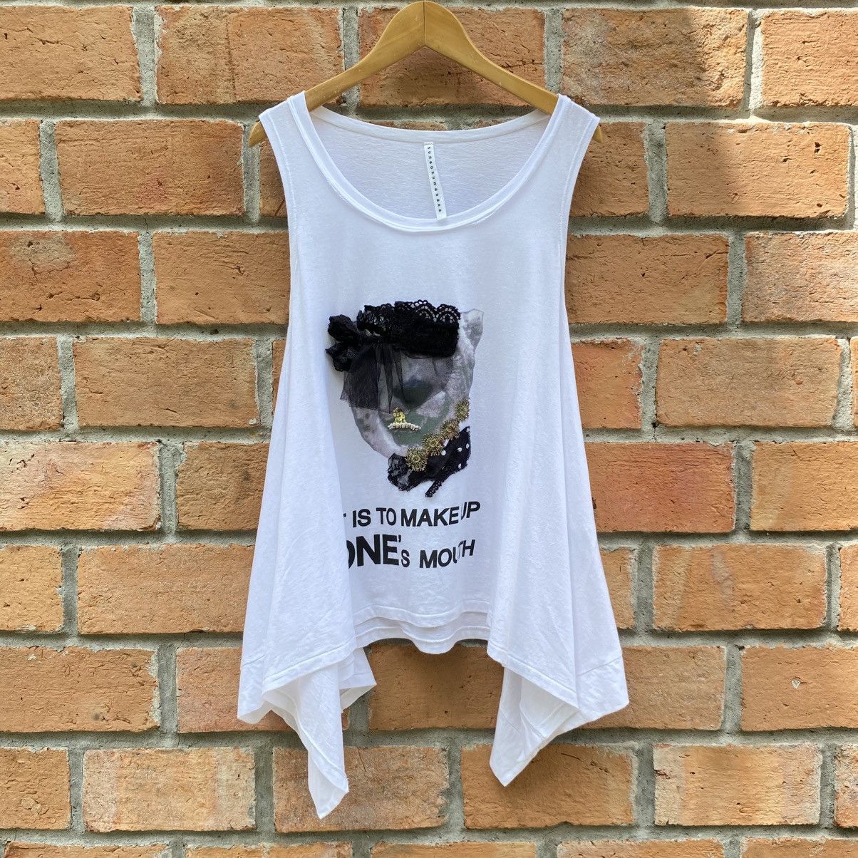 Sunao Kuwahara Sunao Kuwahara White Sleeveless Graphic Asymmetrical Hem Top Size M / US 6-8 / IT 42-44 - 15 Thumbnail