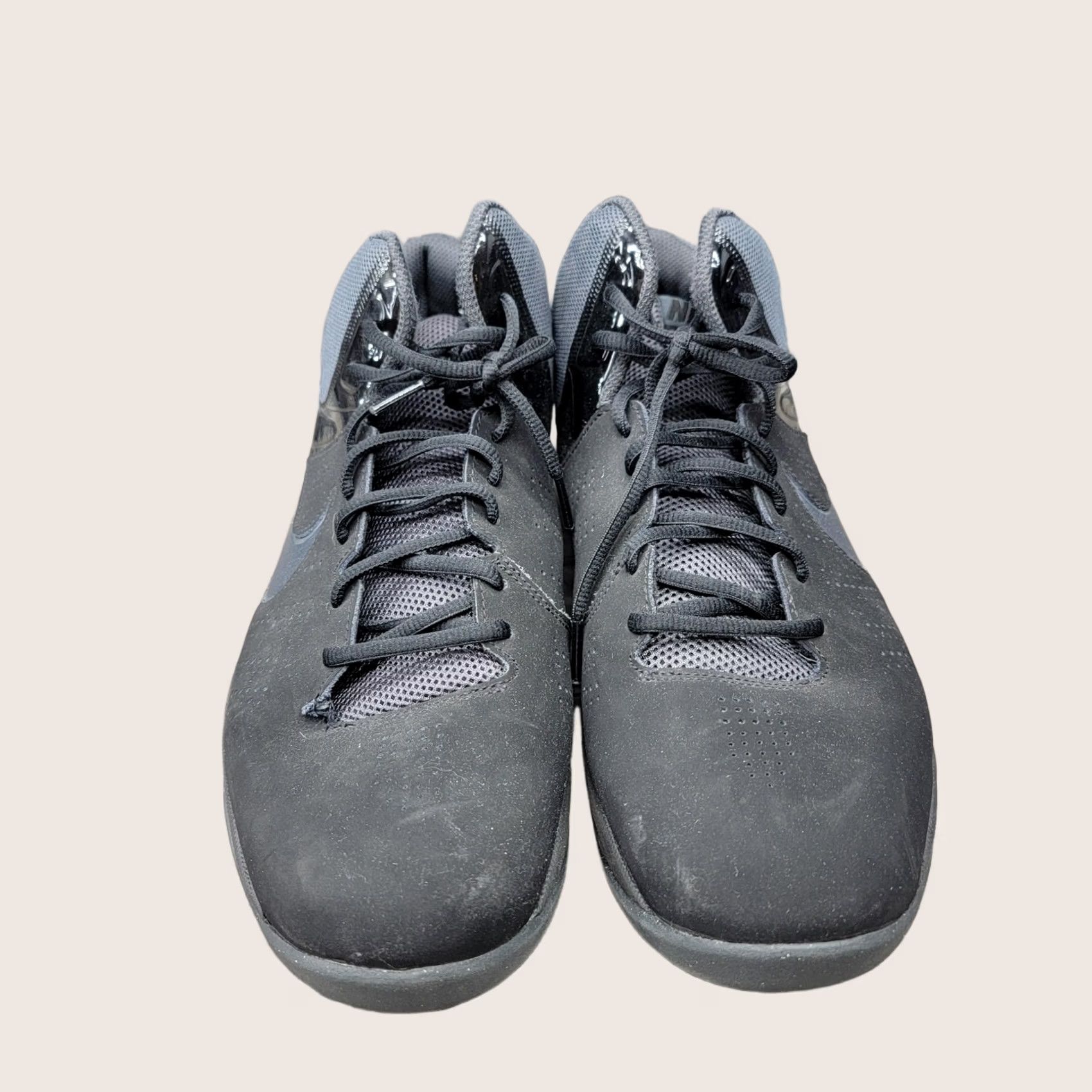 Nike Nike Basketball Shoes Mens Size 13 Black Mid Top Cushioned Sneakers 749168-003 Size US L / EU 52-54 / 3 - 1 Thumbnail