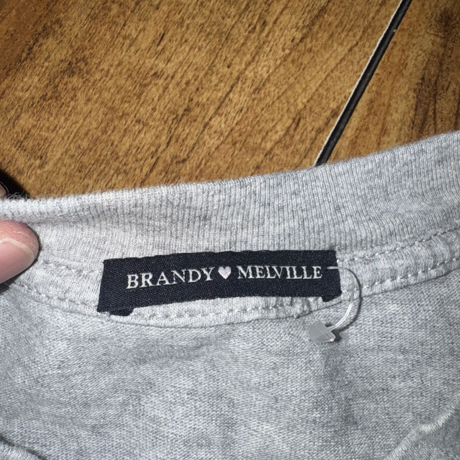 Brandy Melville Brandy Melville Long Sleeve T-Shirt Heather Grey 21x28 XL Size XL / US 12-14 / IT 48-50 - 2 Thumbnail