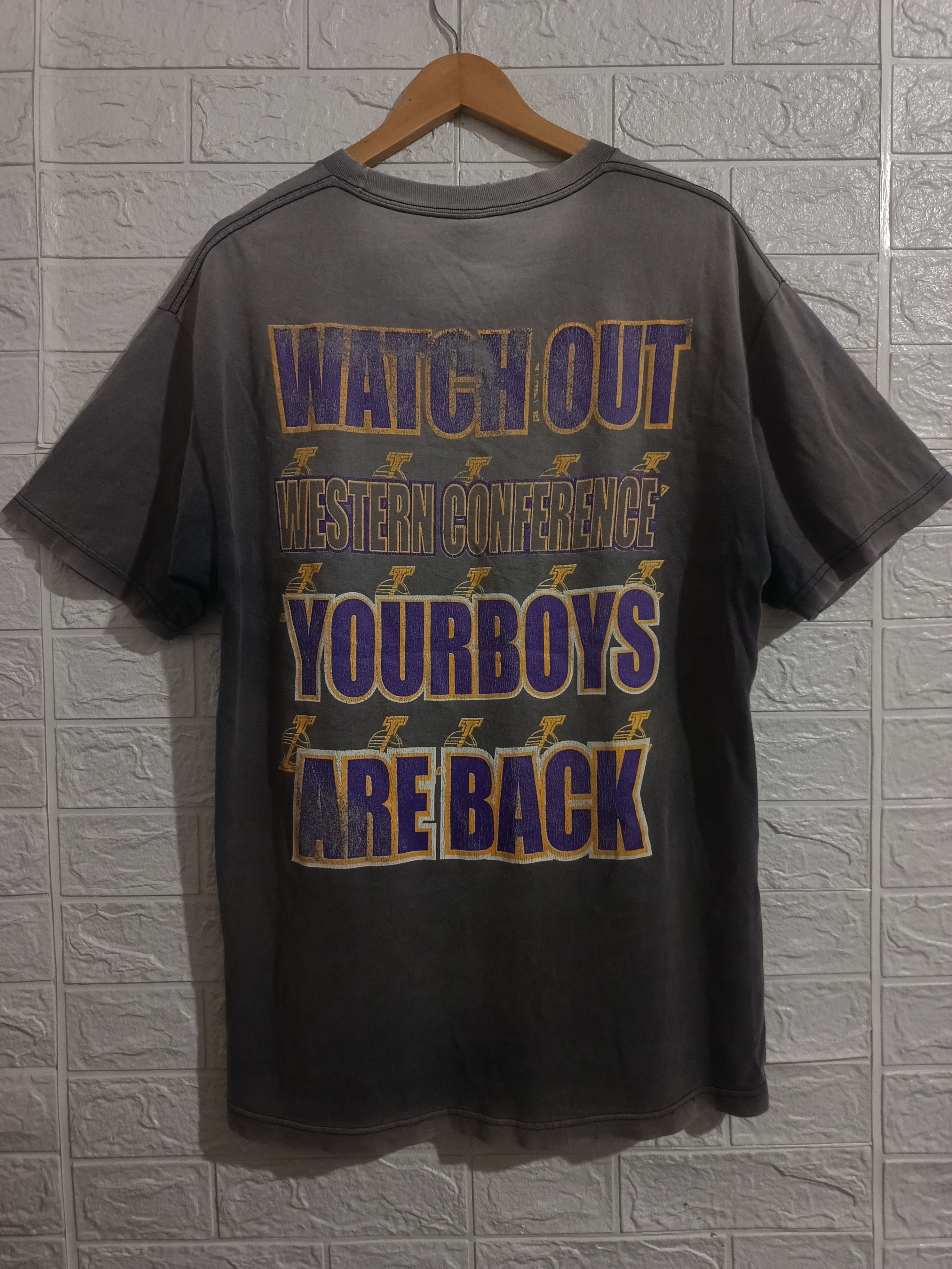 NBA × Vintage Vintage Laker's Tee Size US L / EU 52-54 / 3 - 2 Thumbnail