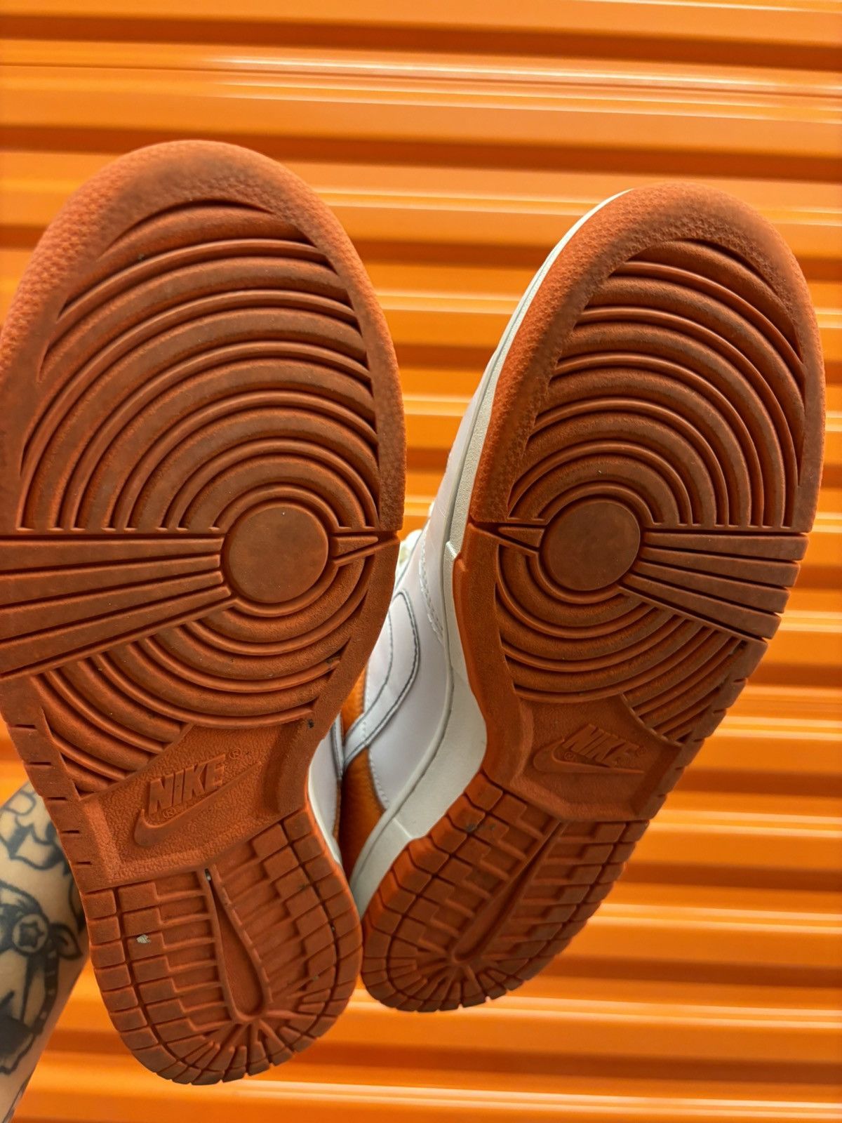 Nike × Vintage ***FINAL DROP*** RARE 2008 NIKE DUNK LOW LEATHER 11.5 Size US 11.5 / EU 44-45 - 18 Thumbnail