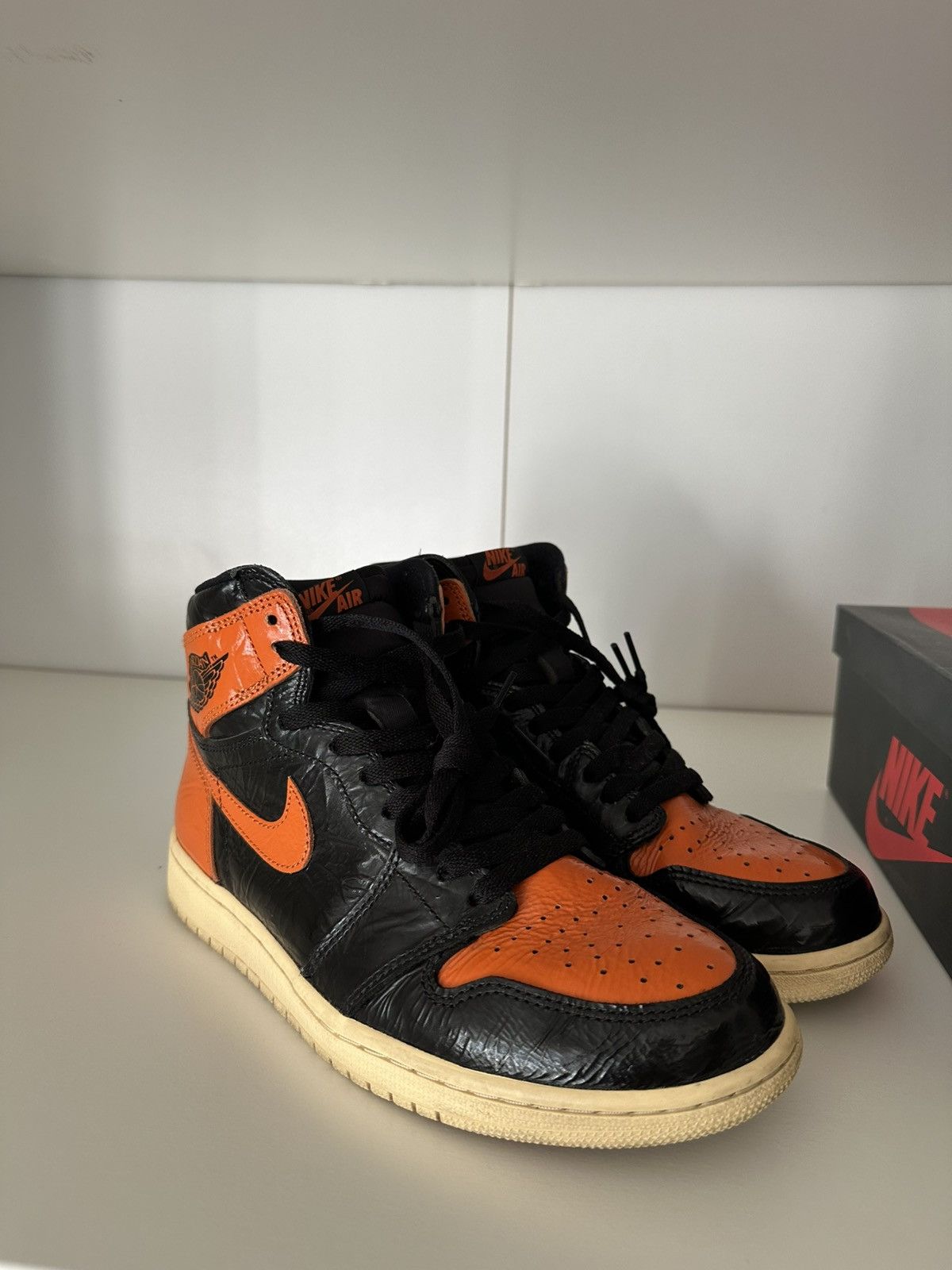 Jordan Brand Jordan 1 Retro Shattered Backboard Size US 9 / EU 42 - 3 Thumbnail