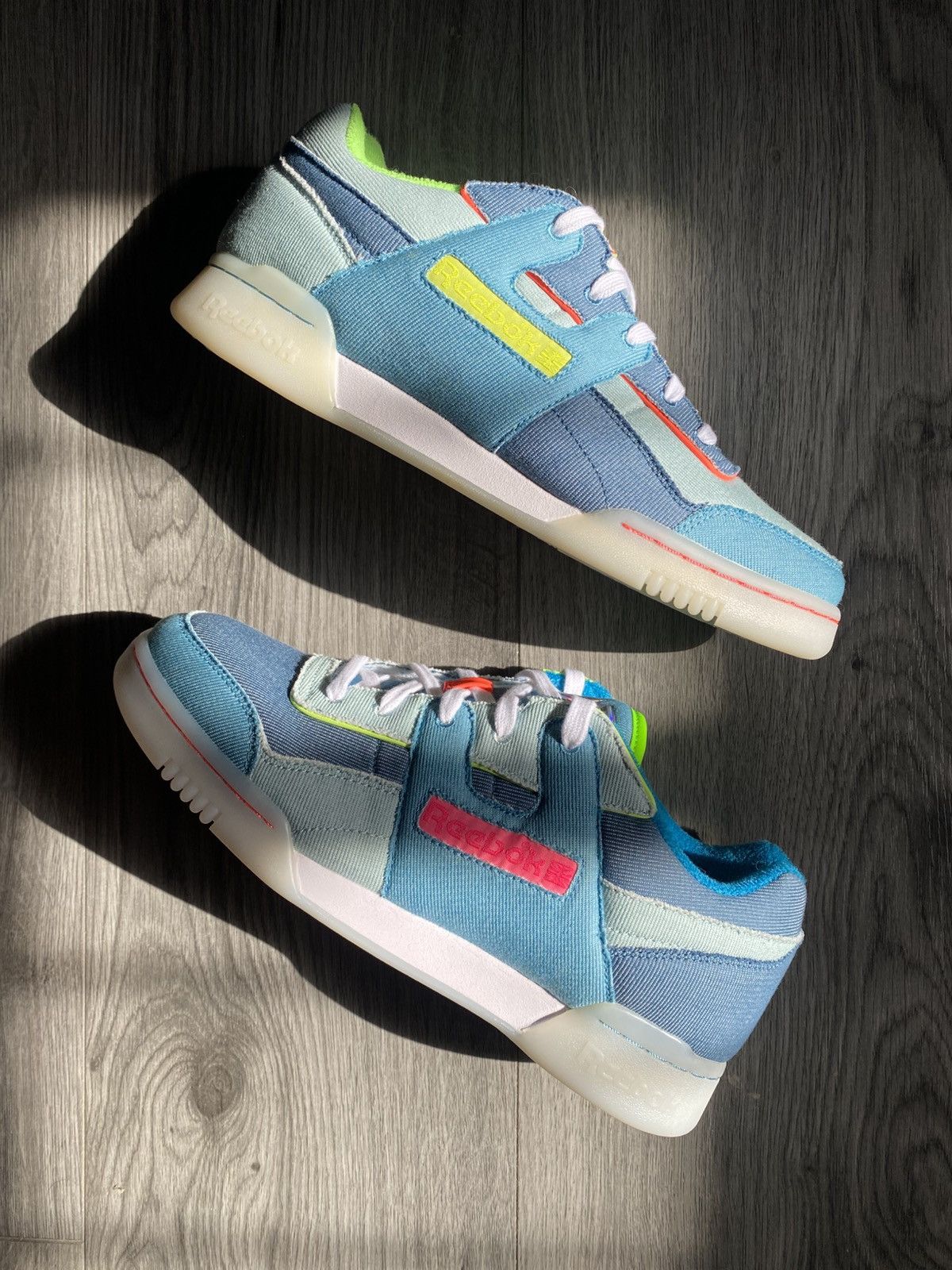 Reebok Reebok WorkOut Plus WW (WonderWoman) Size US 8.5 / EU 41-42 - 1 Thumbnail