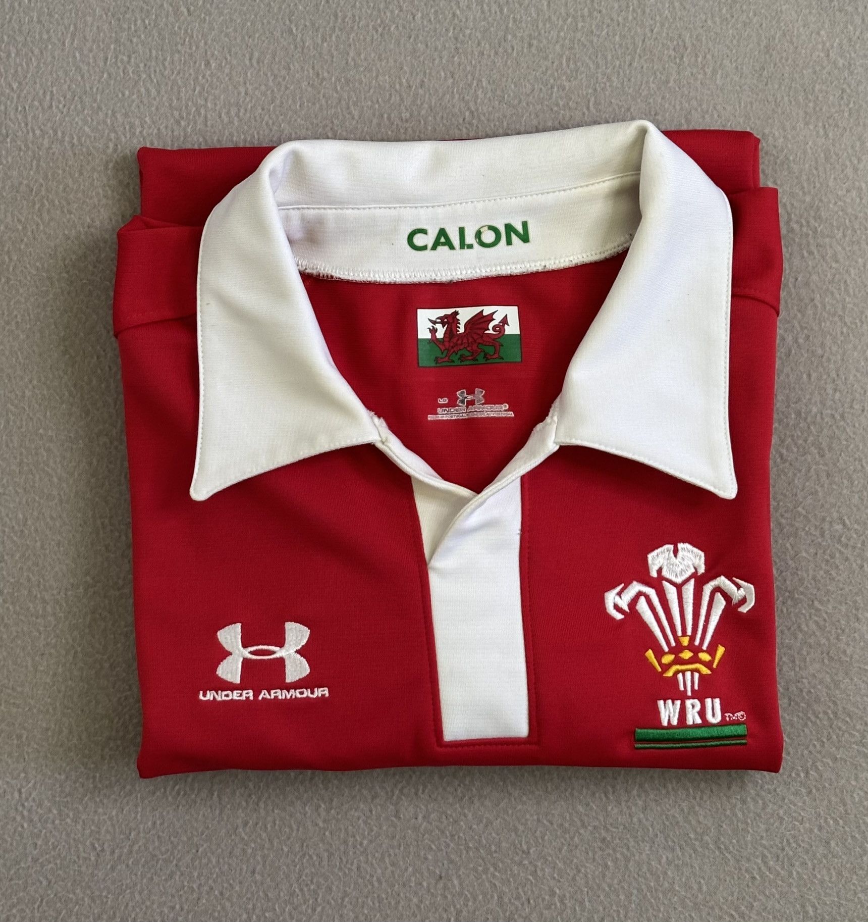 Under Armour Wales Rugby WRU 2008-2009 Under Armor jersey large Size US L / EU 52-54 / 3 - 18 Thumbnail