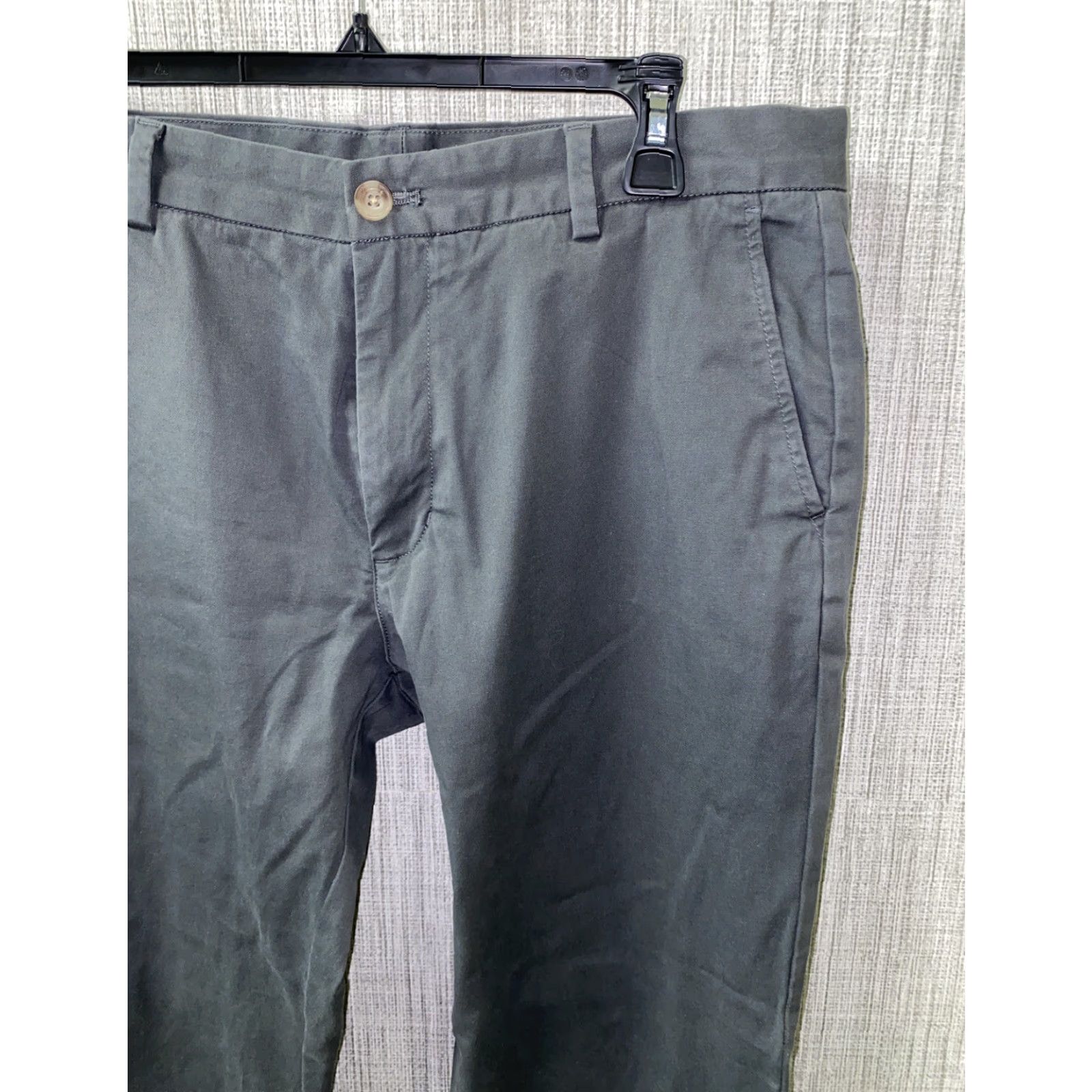 Vineyard Vines Vineyard Vines By Shep And Ian Mens Gray Zip Fly Casual Pants Size 34 X 32 36x31 Regular Cotton Pants Mens Gray Casual 90s not? Size US 36 / EU 52 - 2 Thumbnail