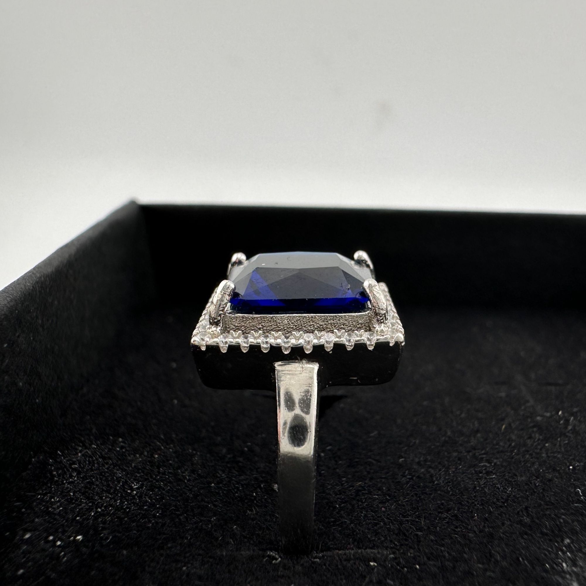Other 4.10 Carat Lab Created Deep Blue & White Sapphire Ring Size Size ONE SIZE - 15 Thumbnail