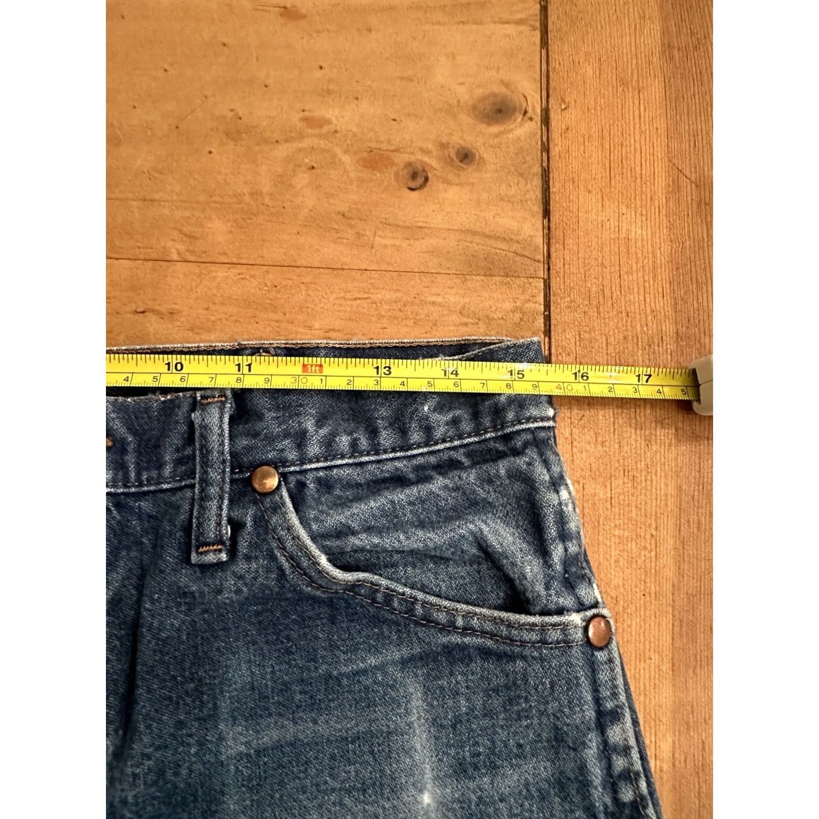 Wrangler Wrangler 936 Short Men’s 32x9 Cut Off Jeans Blue Straight 936PWD, Regular Inseam 9” Men’s Size US 32 / EU 48 - 5 Thumbnail