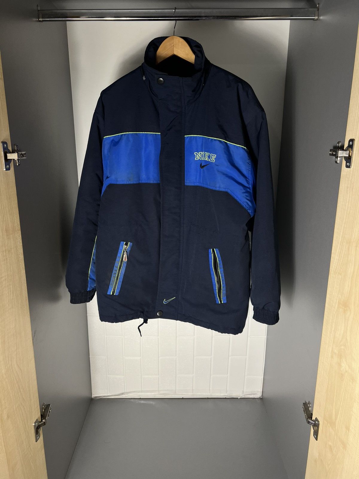 Vintage VERY RARE NIKE BIG LOGO SWOOSH RETRO JACKET INTER MILAN SOCCER JERSEY Y2K 90s Size US XXL / EU 58 / 5 - 8 Thumbnail