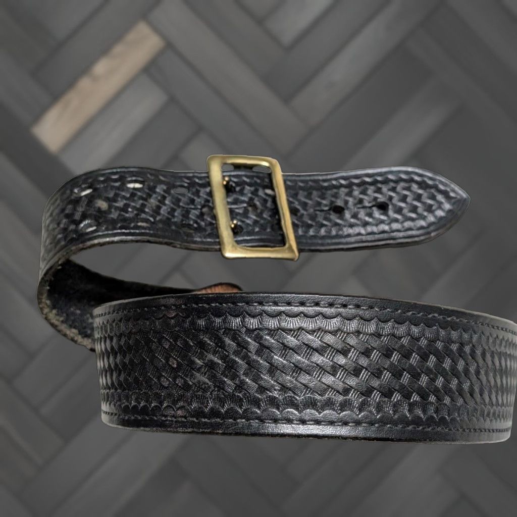 Vintage VINTAGE western belt Gould & Goodrich belt 38 black tooled cowhide leather 1.75" wide Mens Holster Theme Size 38 - 1 Thumbnail