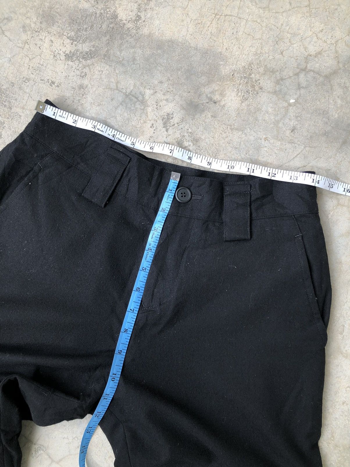 Yohji Yamamoto Yohji Yamamoto Y’s Wool Cropped 3 Quarter Fold Wool Pant Size US 30 / EU 46 - 14 Thumbnail