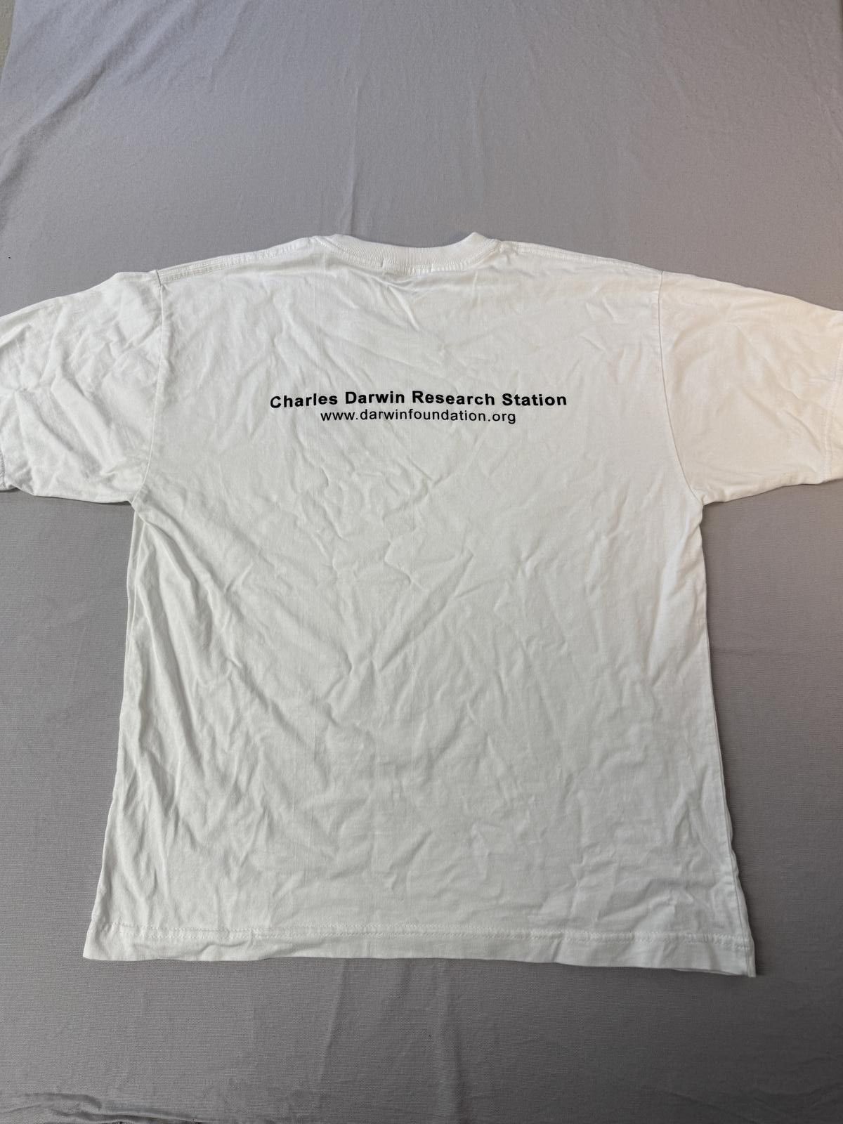 Designer VTG Charles Darwin T-shirt Research Station Galapagos Tee -M Size US M / EU 48-50 / 2 - 2 Thumbnail