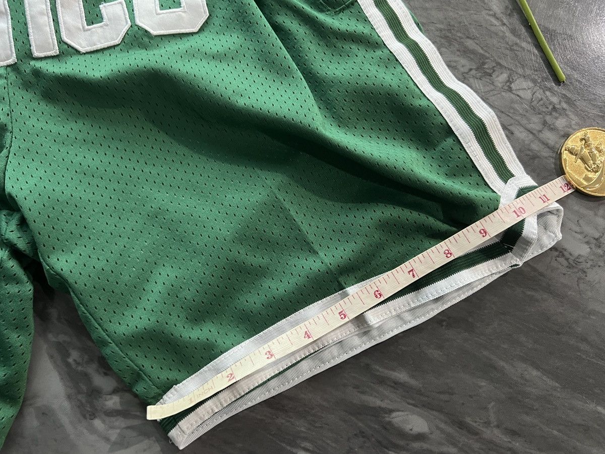 NBA Celtics : Short NBA Just Don Made In USA Size US 30 / EU 46 - 11 Thumbnail