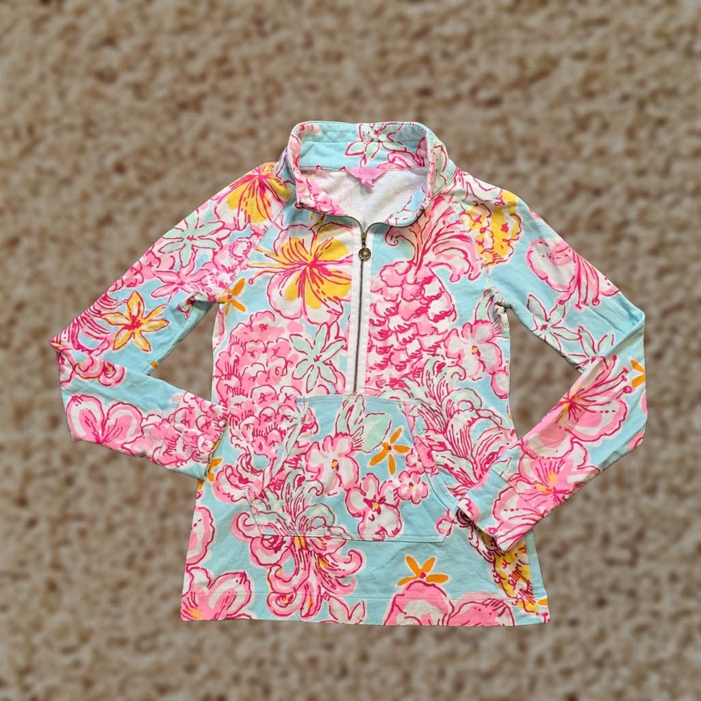 Lilly Pulitzer Lilly Pulitzer Top Womens XS Blue Lolita Breakwater Floral 1/4 Zip Popover Shirt Womens XS Blue Floral 1/4 Zip Popover Size XS / US 0-2 / IT 36-38 - 1 Thumbnail