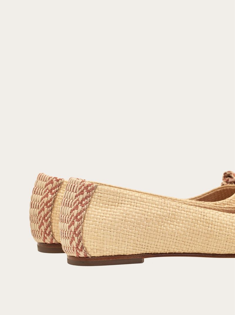 Salvatore Ferragamo o1s1rm0126 Varina Ballet Flats in Beige Size US 7 / IT 37 - 4 Thumbnail