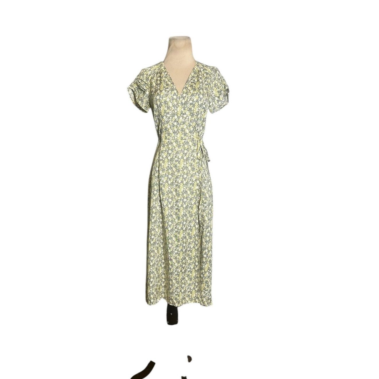& Other Stories & Other Stories short sleeves wrap midi dress size 2 Size XS / US 0-2 / IT 36-38 - 1 Thumbnail