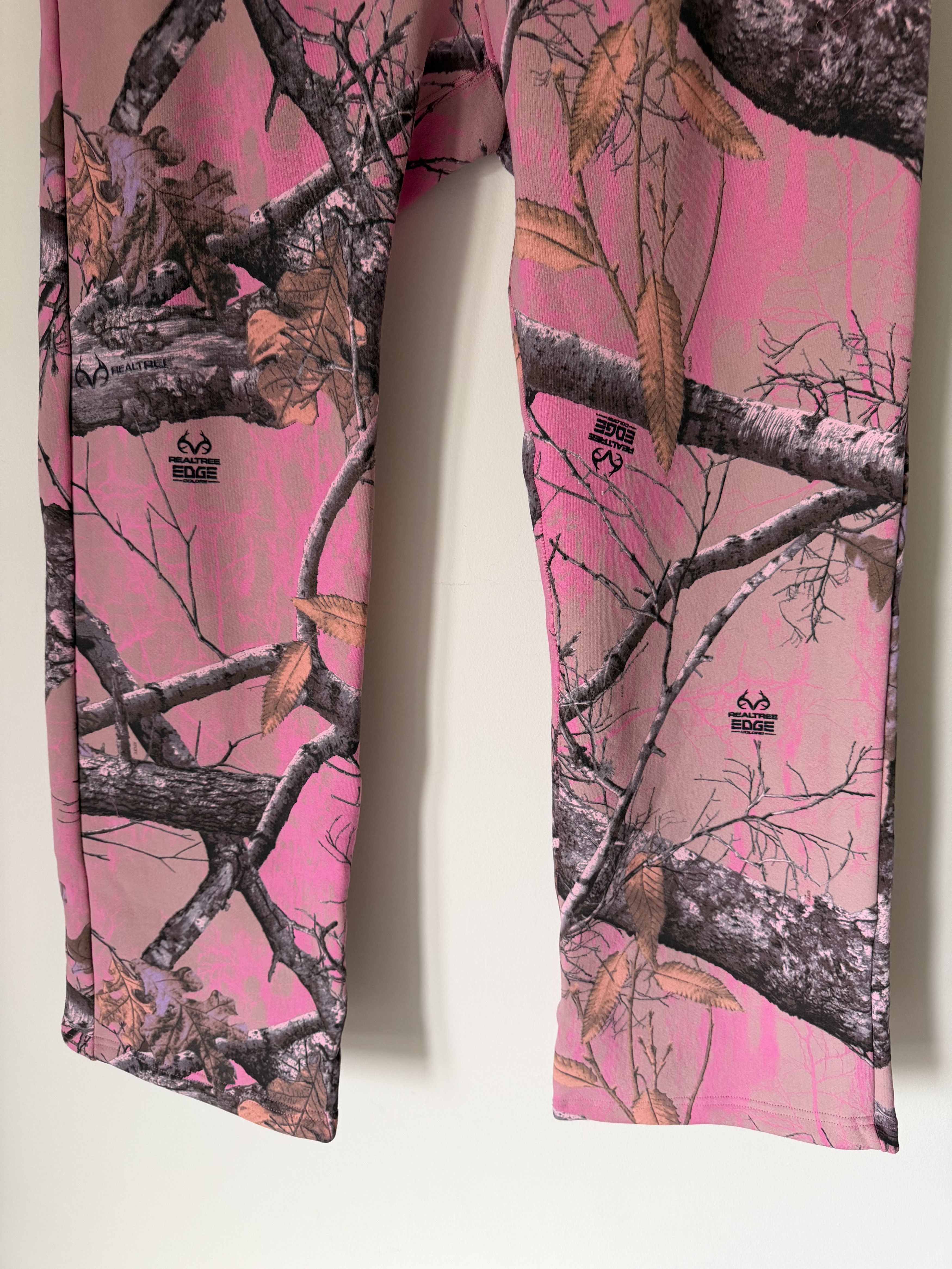 Akimbo Club Akimbo Club Straight Leg Sweatpants in Pink Realtree Camo Size US 34 / EU 50 - 3 Thumbnail