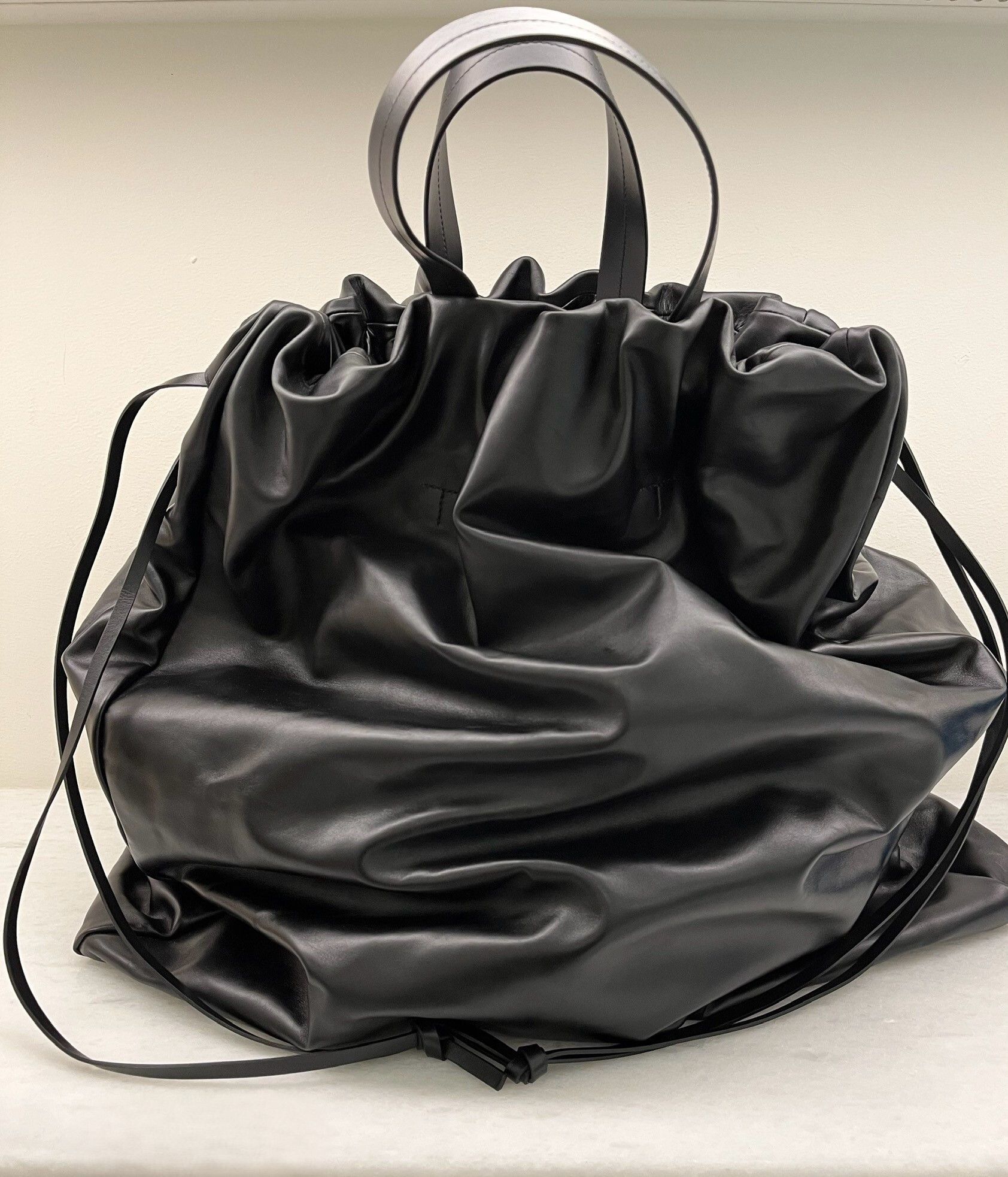 Jil Sander o1loc1c1124 Size: OS/Stylish Drawstring in Black Size ONE SIZE - 1 Preview