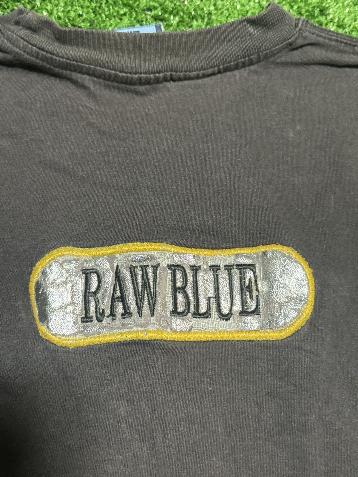 Liquid Blue Vintage Raw Blue Y2K Absolute T Shirt 1990 Size US S / EU 44-46 / 1 - 8 Thumbnail