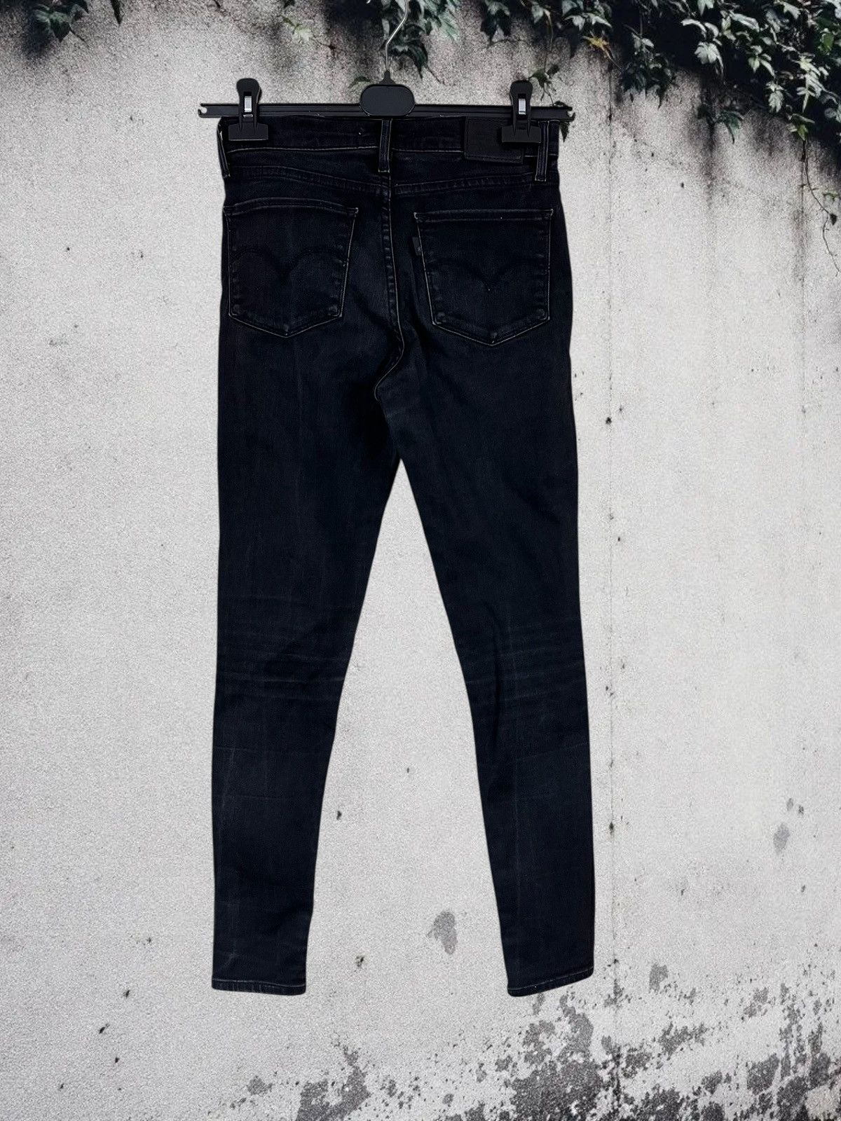 Levi's Levi’s 720 High Rise Super Skinny jeans size W26 L28 Size 26" / US 2 / IT 38 - 3 Thumbnail