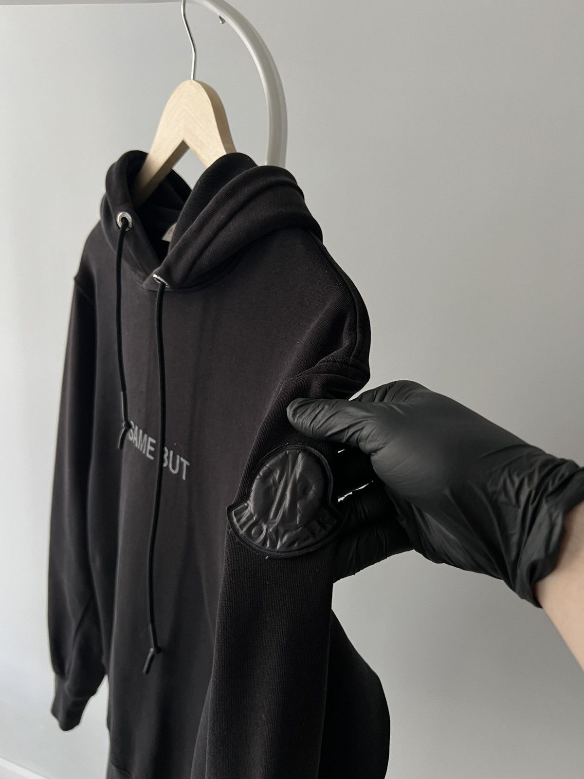 Moncler MONCLER Black Hoodie Same But Different Big Logo Patch Size US S / EU 44-46 / 1 - 3 Thumbnail
