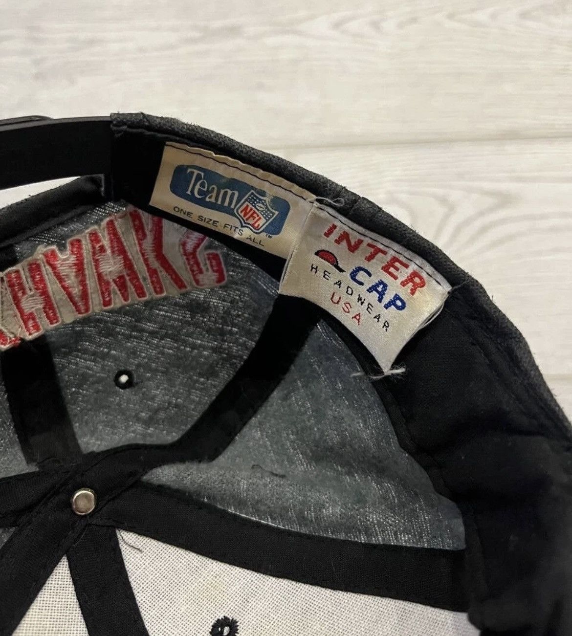 NHL × Vintage Vintage Chicago Blackhawks NHL Cap – Inter Cap USA Size ONE SIZE - 8 Thumbnail