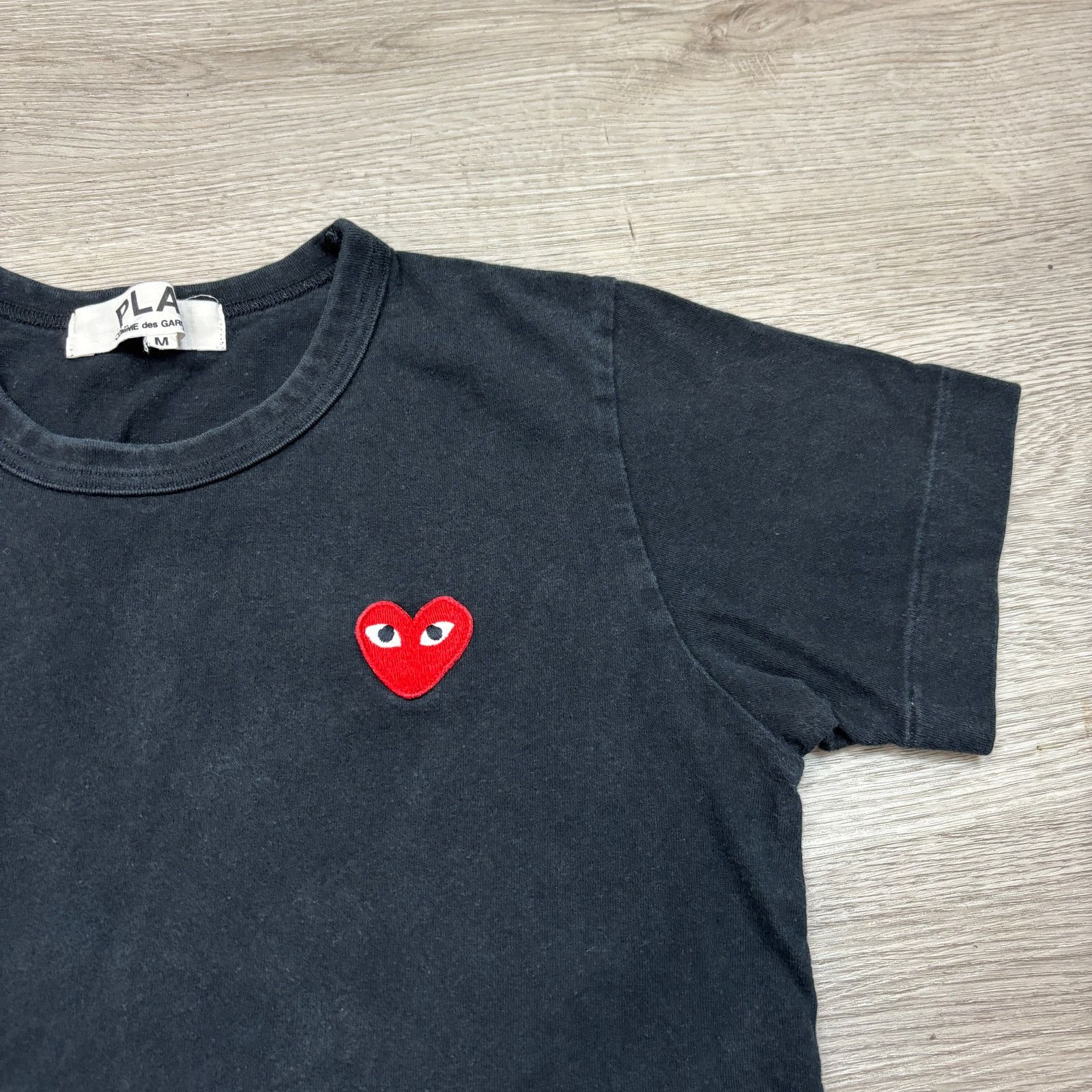 Comme des Garcons PLAY Comme des Garcons Play Heart Patch Logo Shirt Women's Medium Size M / US 6-8 / IT 42-44 - 2 Thumbnail