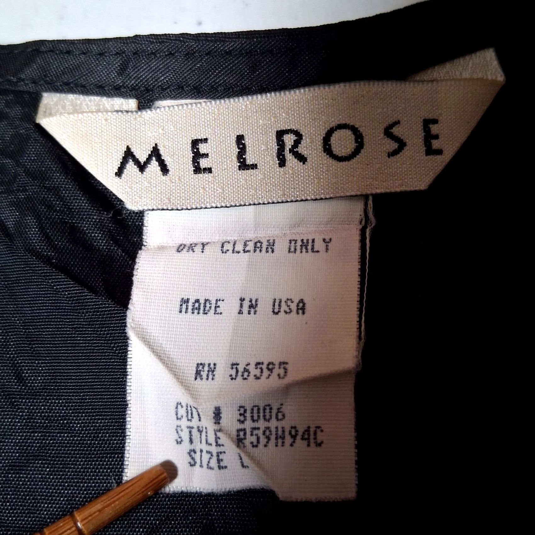 Velvet VINTAGE Melrose Vest Women's Velvet Floral Paisley Boho 1990s Large L Sleeveless Button V-Neck Black Size L / US 10 / IT 46 - 6 Thumbnail