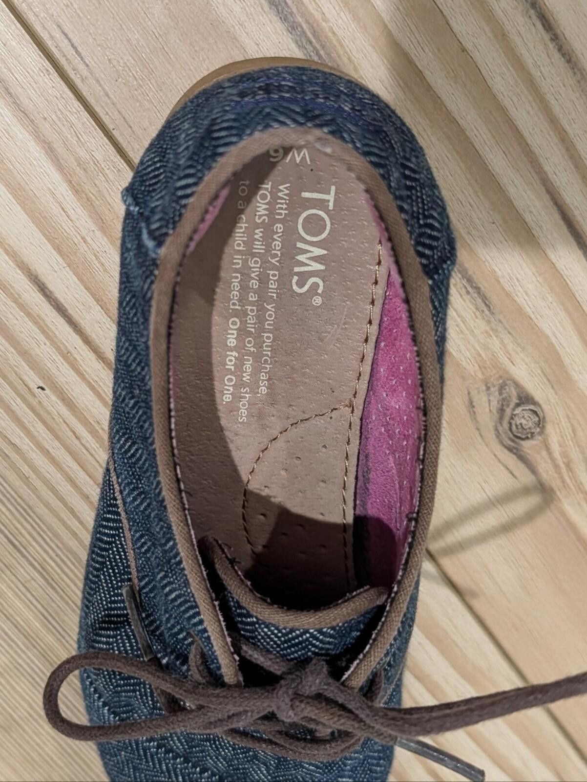 Toms Toms Blue Herringbone Lace-Up Flats with Brown Trim Size US 9 / IT 39 - 5 Thumbnail